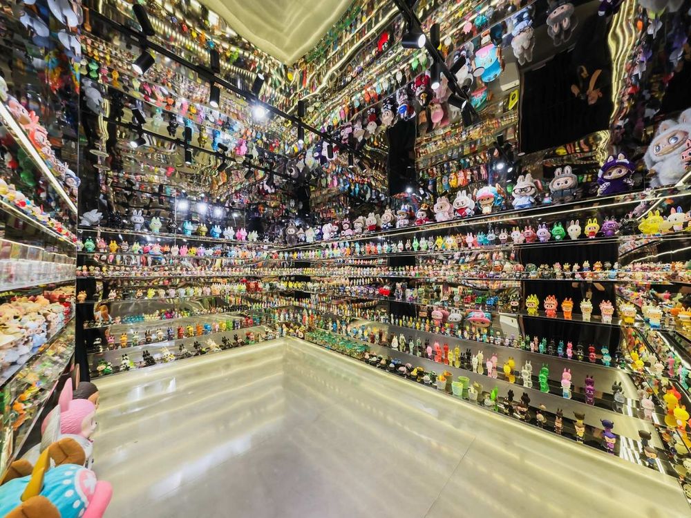 LABUBU展覽來台灣了！「NOW AND THEN 精靈天團：此刻與未來」必逛亮點一次看！-3