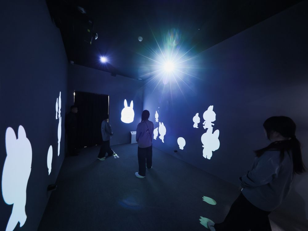 LABUBU展覽來台灣了！「NOW AND THEN 精靈天團：此刻與未來」必逛亮點一次看！-5