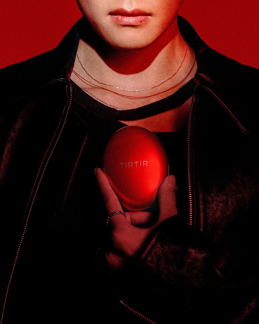 最會保養男神BTS金泰亨代言話題爆紅！同天拿下日韓兩大美妝品牌YUNTH、TIRTIR，開啟「V式美學時代」！-3