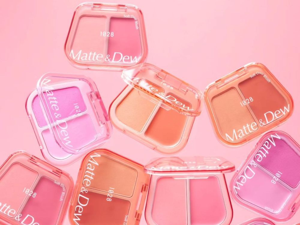 越淡越美！2025秋冬大勢「呼吸感裸妝」畫法，無粉底、腮紅液是重點，沒畫底妝卻比全妝更漂亮！-10