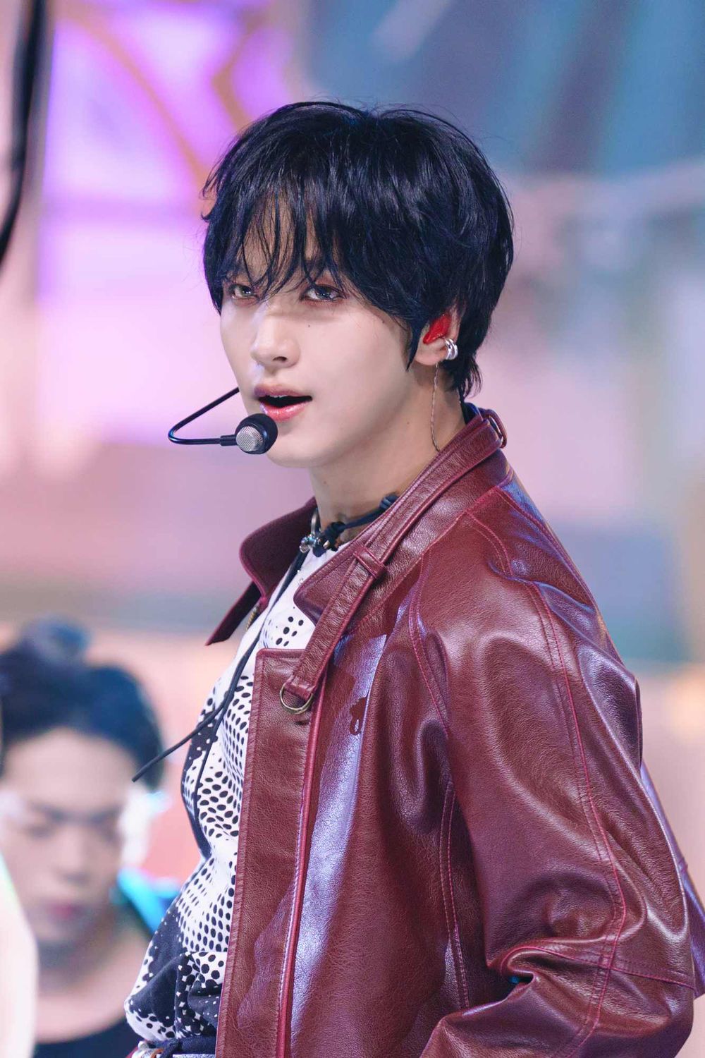 韓網熱議7位舞蹈實力讓人驚豔的KPOP主唱！志效、DK舞感太強，柾國根本是全能怪物！-11