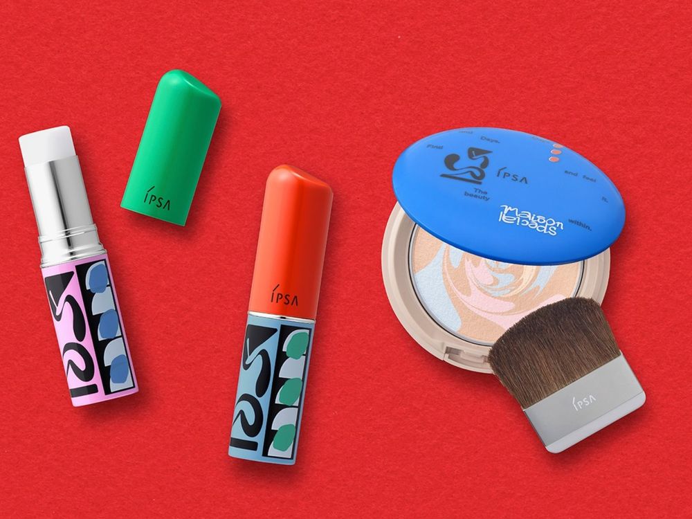 美妝時尚跨界夢幻連動！IPSA「人氣精華棒、蜜粉餅」換上MAISON SPECIAL聯名新裝，限量化妝包「這裡」才有送！-2