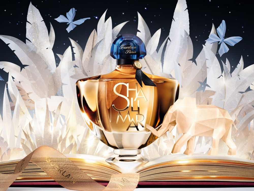 2025嬌蘭聖誕限定彩妝太夢幻！紅寶之吻唇膏、眼影盤換上紙藝外殼，限量璀璨唇膏彩殼＋24K金玻璃珠蜂印瓶必收藏！-3