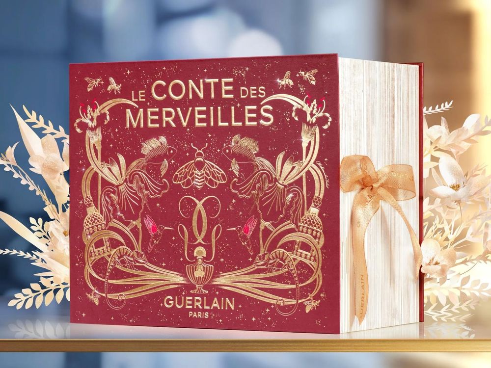 2025嬌蘭聖誕限定彩妝太夢幻！紅寶之吻唇膏、眼影盤換上紙藝外殼，限量璀璨唇膏彩殼＋24K金玻璃珠蜂印瓶必收藏！-5