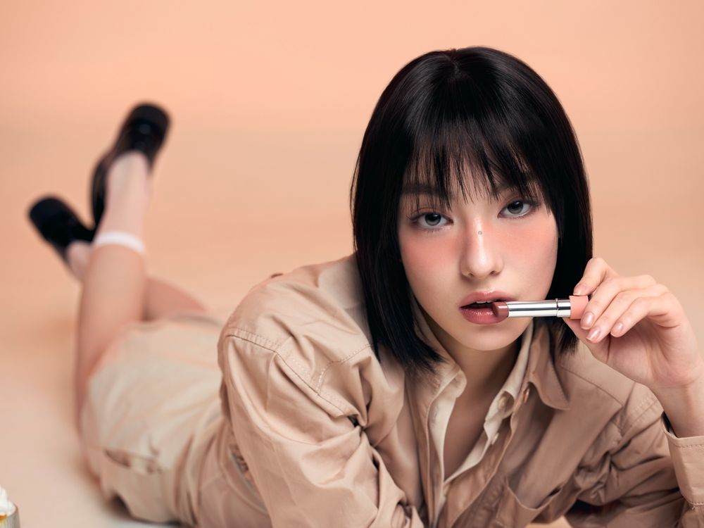 韓妞人手一支3CE「淡顏潤唇膏」台灣開賣！精緻甜甜圈膏體＋養膚精粹，精選人氣4色一抹融膚顯白！-10