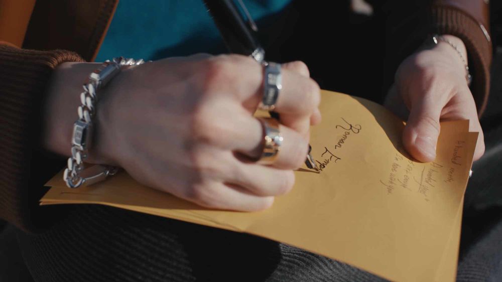 SKZ方燦solo新歌來了？！攜手FENDI推出〈Roman Empire〉MV豪華場景＋頂規造型，一出手就是大製作！-3