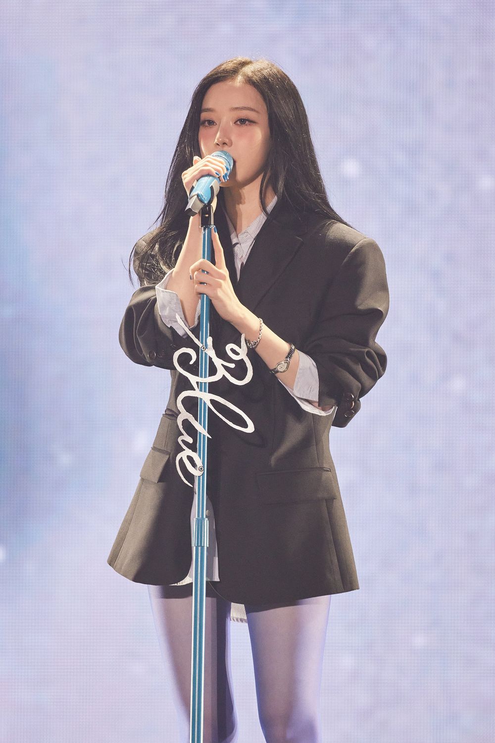 網評6位唱腔超有特色的KPOP女偶像！雨琦渾厚低音太迷人，Rosé、Winter嗓音辨識度超高！-11