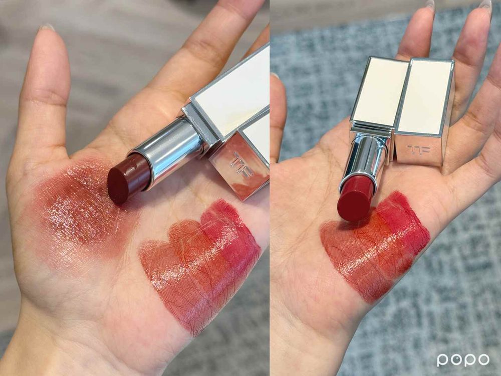 年度必擁有頂奢唇膏！TOM FORD設計師唇膏換上限量T字＋雕紋外殼，2025聖誕限定「雪白彩妝」飄仙氣！-7