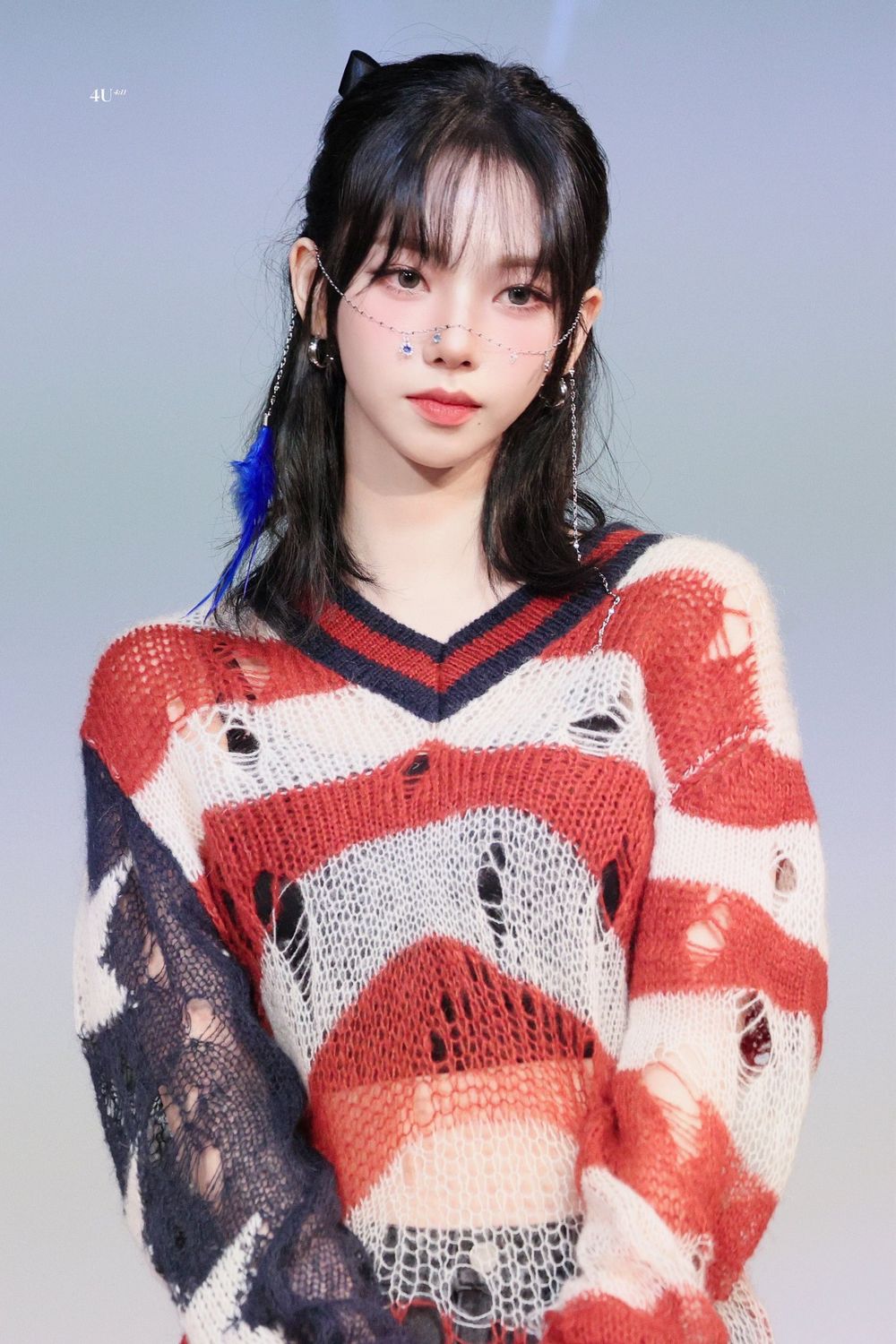 網評6位最適合「非人類」概念的KPOP女偶像！Karina美到像AI，張員瑛、Sullyoon根本精靈下凡！-2