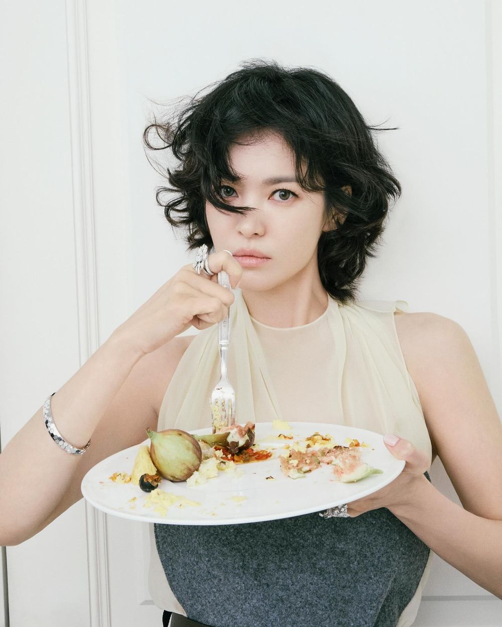 2025韓星超慵懶燙髮示範！宋慧喬、SANA、Winter都這樣燙，短中長髮都適用，不挑臉型、燙完質感直接拉滿！-6