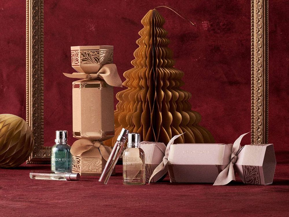 千元內入手「沐浴界愛馬仕」！英國奢華香氛Molton Brown聖誕交換禮物精選，超澎湃2025聖誕倒數月曆不用萬元！-9
