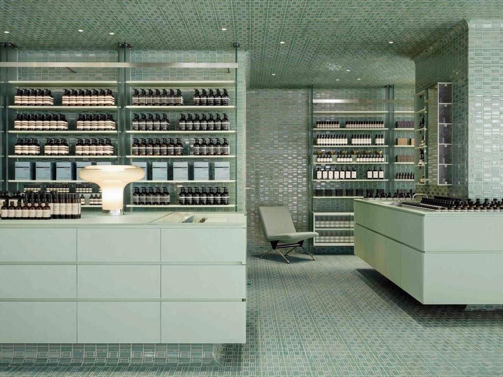 把台北的老靈魂注入店裝！Aesop遠東SOGO復興店全新概念空間，以「老花磚」打造最美沉浸式店景，儀式感散步必逛！-4