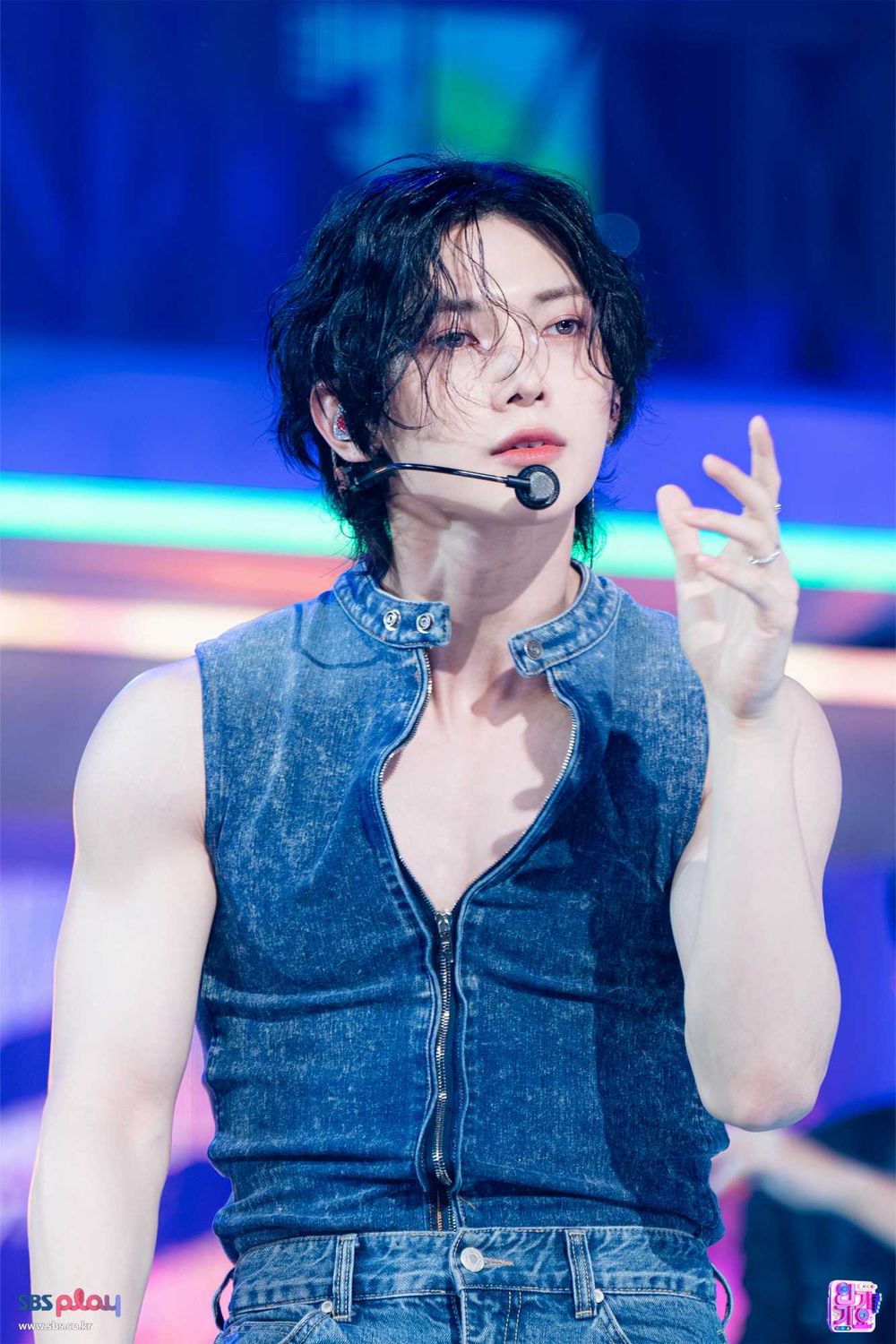 網評6位出道後實力暴風成長的KPOP男偶像！Jin、Dino全能進化，Lee Know唱功進步驚人！-12