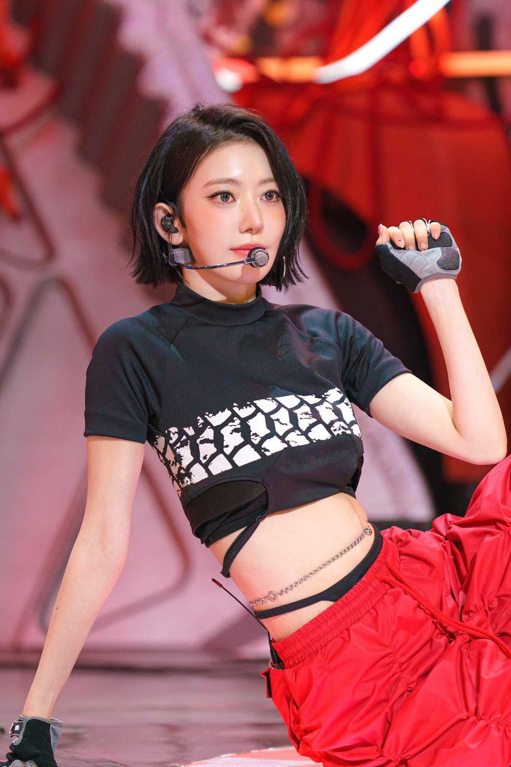 網評6位出道後實力暴風成長的KPOP女偶像！Giselle、舒華進步神速，張員瑛現場穩到不行！-9