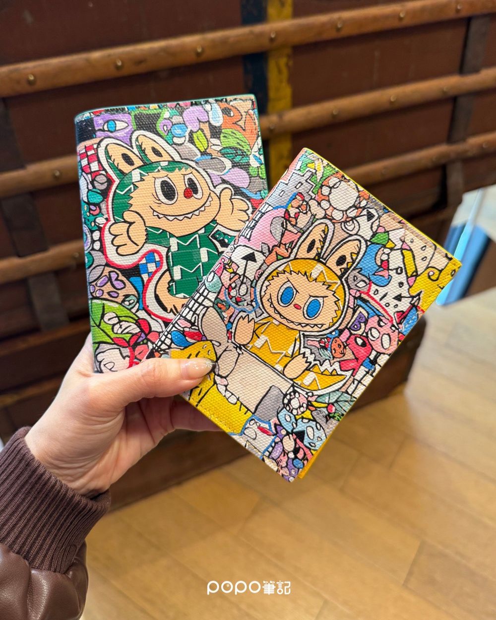 絕對發瘋！Moynat驚喜聯名Labubu！連 Lisa也淪陷搶揹「這咖」、六色吊飾必收藏！-3