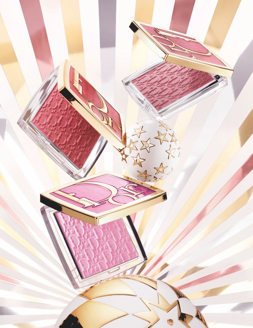 8款年末桃花必備腮紅推薦！RMK、蘭蔻、YSL都推聖誕萬用頰彩盤，迪奧、香奈兒精品腮紅也太美！-17