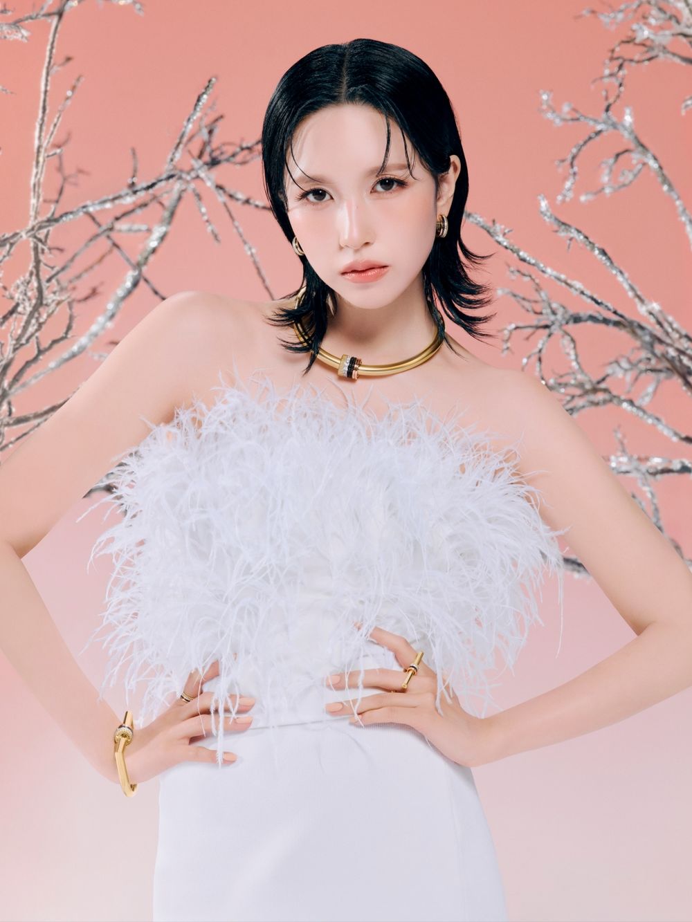 韓韶禧、Mina化身Boucheron寶詩龍雪中精靈！「高珠美人顏」根本就是人間行走的鑽石！-7