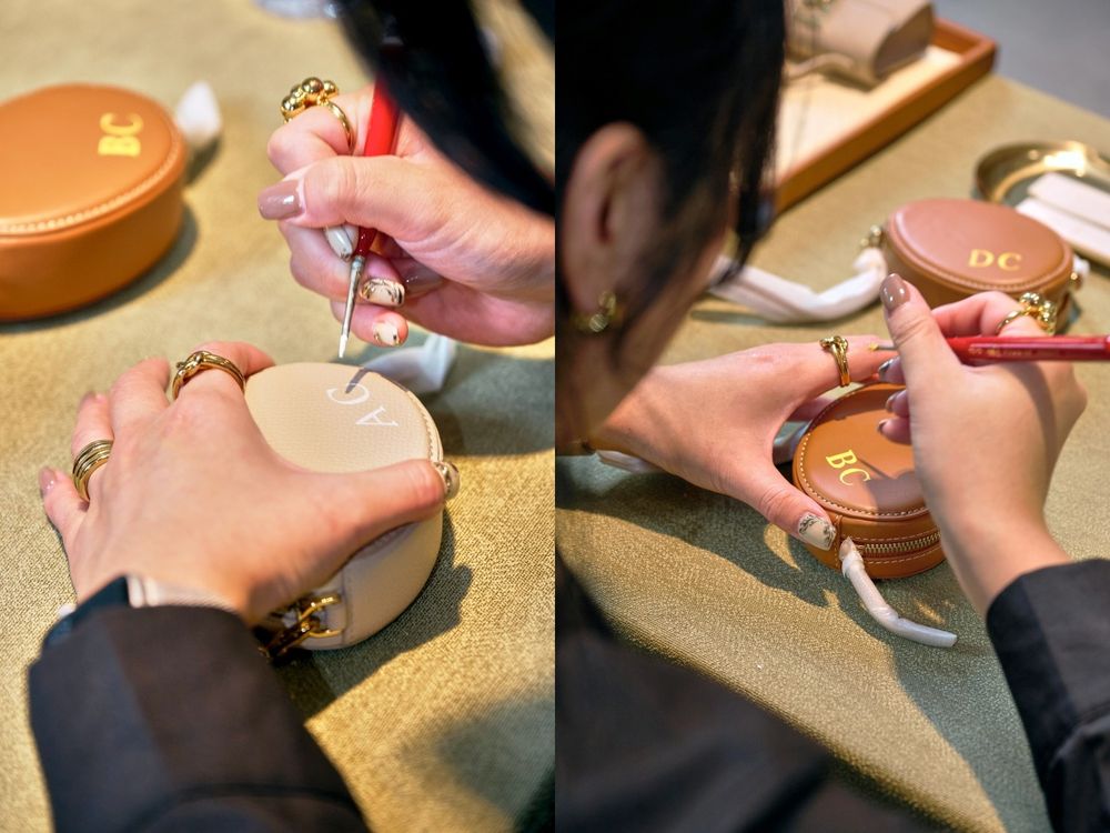 來挑聖誕禮物了！質感女孩愛牌Cafuné上新品「月牙包、護照夾」夢幻登場！快閃店還可手繪英文縮寫！-8