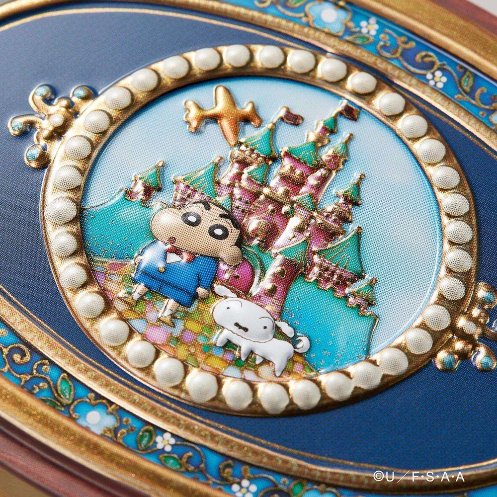 2025東京最新必買伴手禮！超Q「蠟筆小新飛機鐵盒可可餅乾+小白玩偶」日妞都在搶、只有這裡買得到！-6