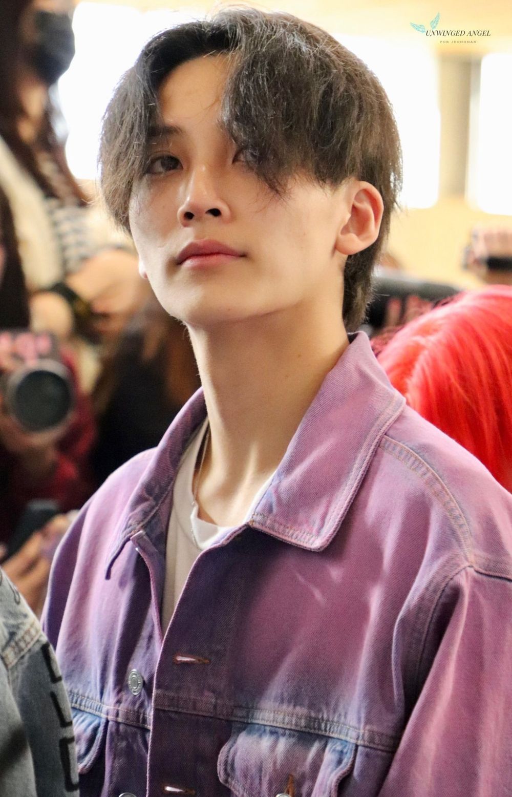 網評7位素顏也好看的KPOP男偶像！元彬帥氣顏值零死角，Felix、秀彬臉蛋亮到發光！-13