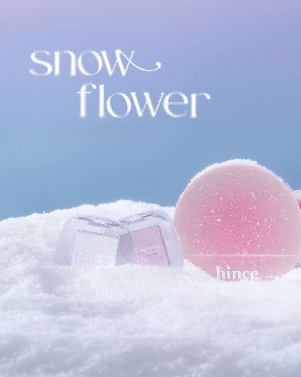 2025韓系聖誕彩妝推薦！hince「冰透唇釉、唇頰膏、粉殼氣墊」換上夢幻雪花包裝，珍珠爆閃眼影一抹眼妝超清透！-16