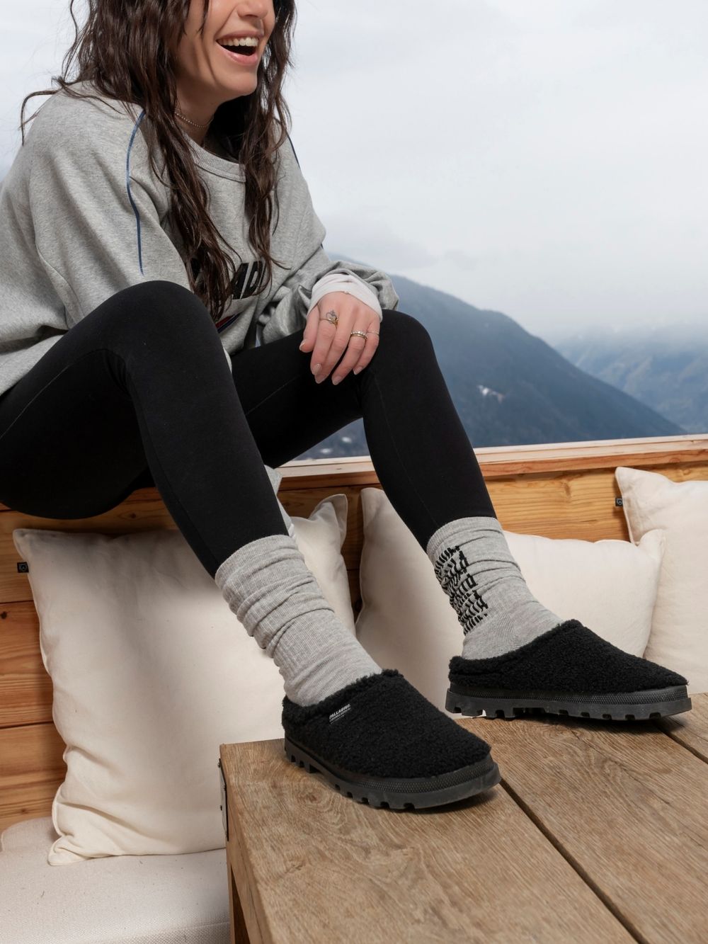 脆爆紅PALLADIUM樂福鞋回歸！冬日麂皮版本超有質感、毛毛泰迪熊拖鞋也要一起收！-11