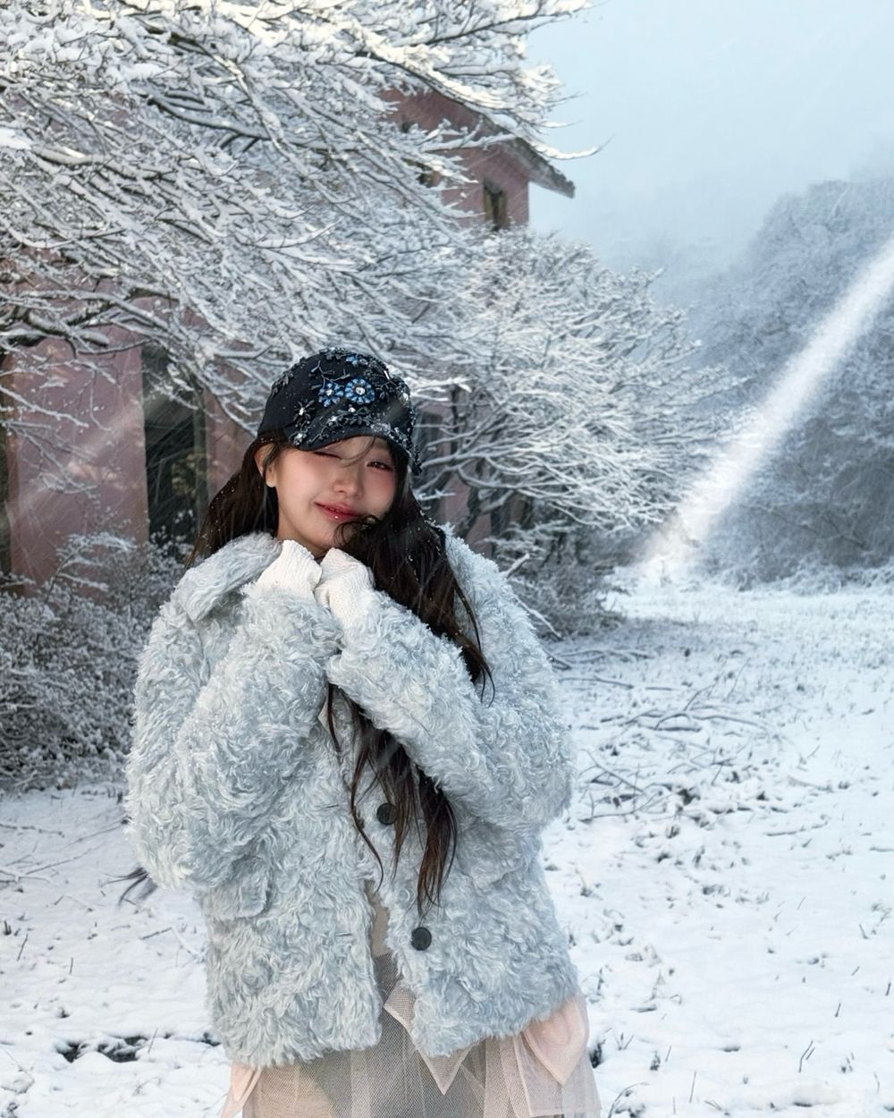 盤點6位KPOP女偶像絕美雪照特輯！Karina女友視角太心動，舒華＆薇娟化身「冬日女神」美得忍不住收藏！-6