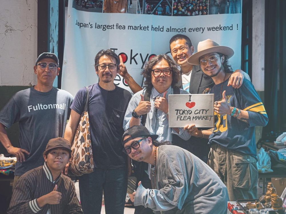東京最大跳蚤市場登台！2025「台北蚤之市」連三天進駐松菸倉庫、近200古物店好逛到出不來！-2