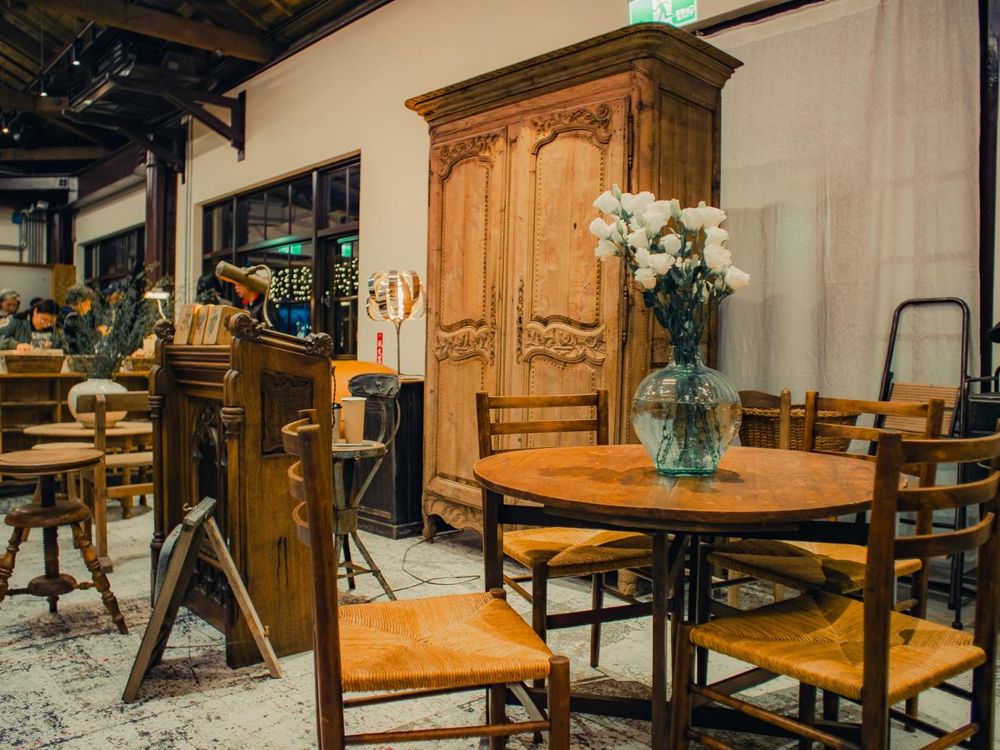 東京最大跳蚤市場登台！2025「台北蚤之市」連三天進駐松菸倉庫、近200古物店好逛到出不來！-4