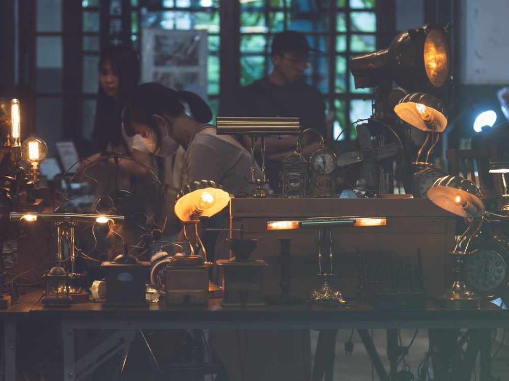 東京最大跳蚤市場登台！2025「台北蚤之市」連三天進駐松菸倉庫、近200古物店好逛到出不來！-6