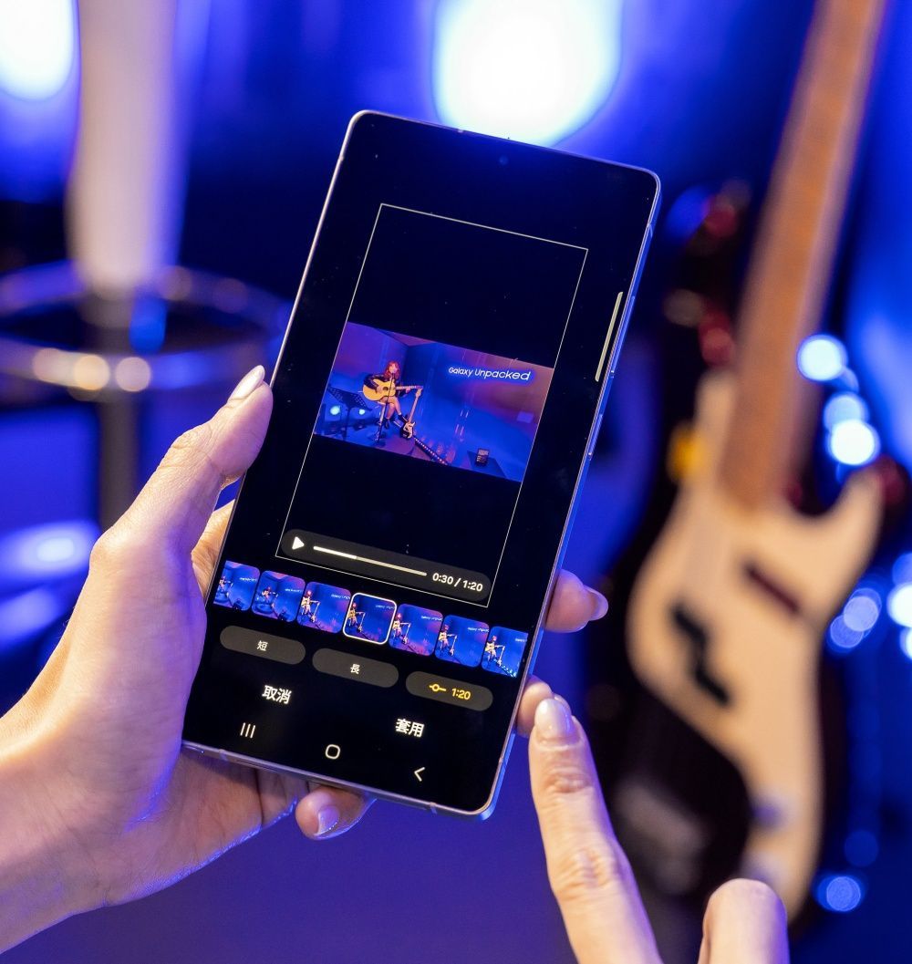 2025最新必買3大演唱會神機推薦！iPhone 17 Pro 8倍光學變焦超狂、三星這台連Felix都愛用！-15