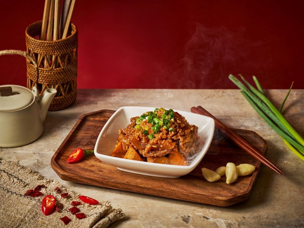 炒湘湘秋冬新菜太欠吃！「湘香地瓜粉蒸肉、湘蒜好吃排骨」鹹香下飯太犯規，還有Q翻「牛二哥刈包」要吃！-5