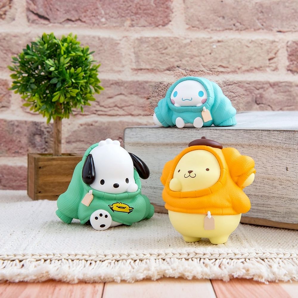 7-11開賣超可愛三麗鷗周邊！「換裝中布丁狗公仔」、帕恰狗懸掛收納袋、手機支架全都想帶回家！-1