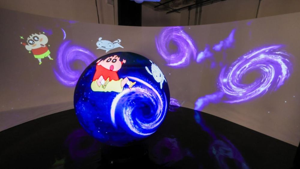 《蠟筆小新》互動展覽來台灣了！超可愛「春日部防衛隊巨大公仔、變裝小新博物館」必拍亮點一次看！-9