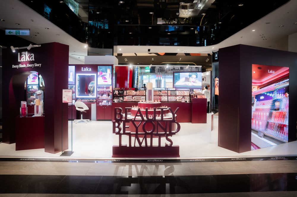 Laka盛大登台、首間台灣快閃店開幕！必買品牌首款氣墊粉餅、韓女激推果汁唇蜜，開幕限定唇彩吊飾快來收藏！-15