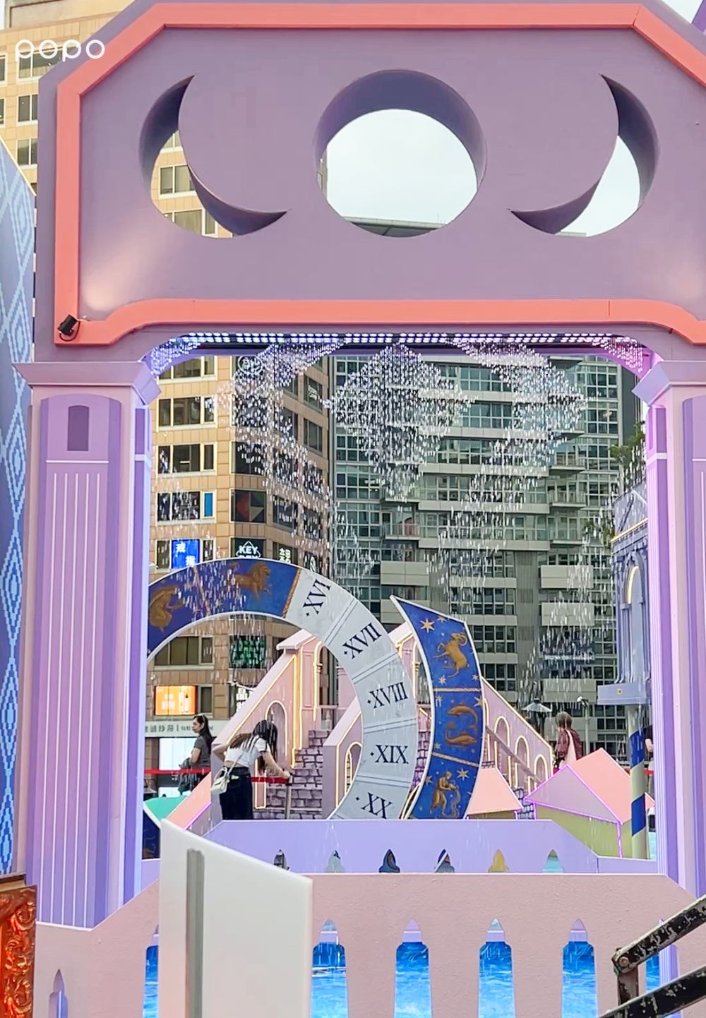 2025聖誕節最美主題裝置！愛．Sharing「威尼斯嘉年華風聖誕樹、聖母殿、香氛花園」必拍亮點一次看！-17