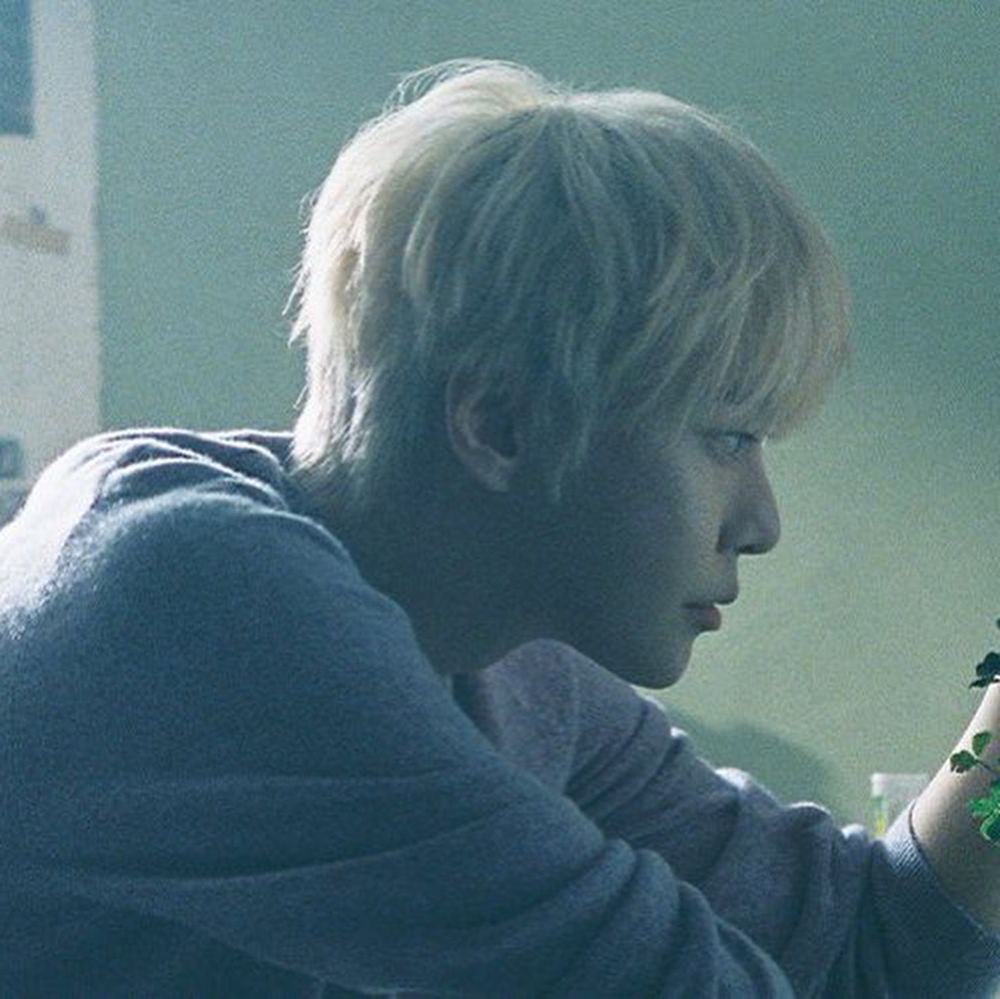 12月回歸出道SOLO歌手＆韓團小分隊總整理！太妍十週年精選輯，大聲＆ZICO出輯，道英入伍隔天新歌送粉絲！-12