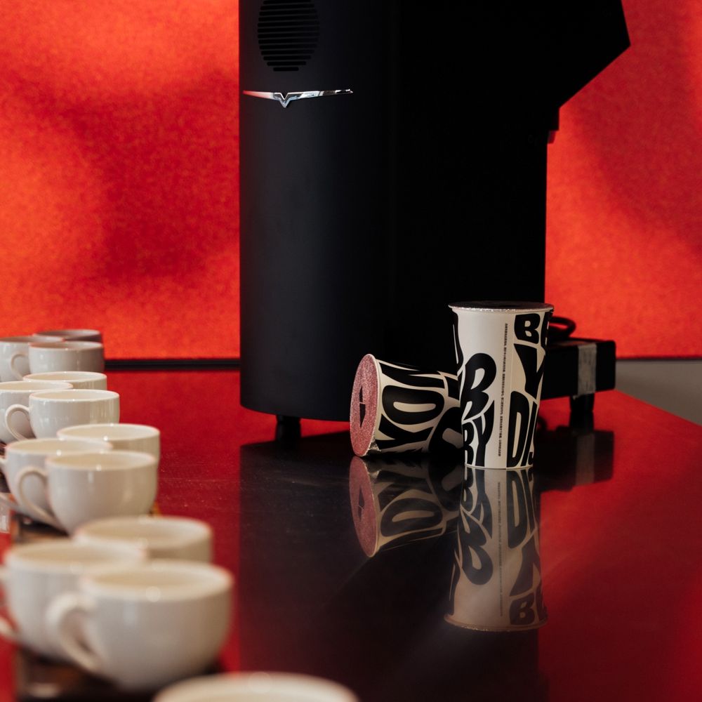 BLIKE台中大里Lab店開幕！9款限定必喝菜單一次看、「這杯」現萃茶要價388元挑戰史上最奢華手搖飲！-3