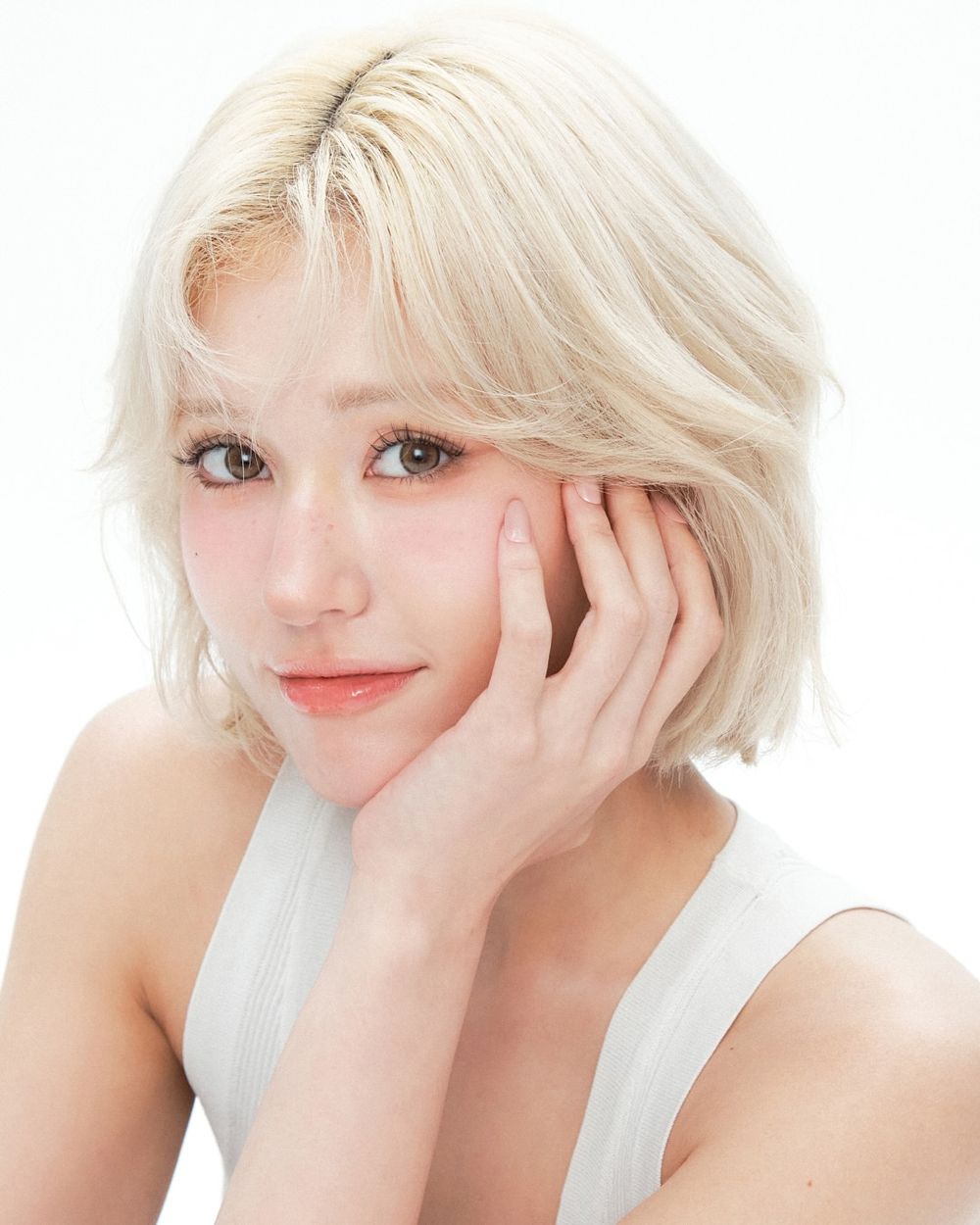 腮紅居然會說話！韓網爆火SOMI「情緒腮紅」上市秒熱賣，害羞嬌嫩粉、委屈清冷紫...，把五種心情寫在臉上！-22