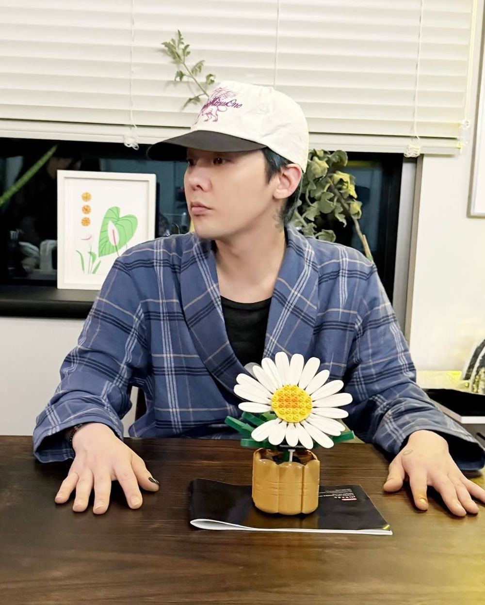 GD粉絲快手刀搶！韓妞搶爆G-Dragon設計「小雛菊積木」7-11就買得到、開賣日期&價格看這邊！-5