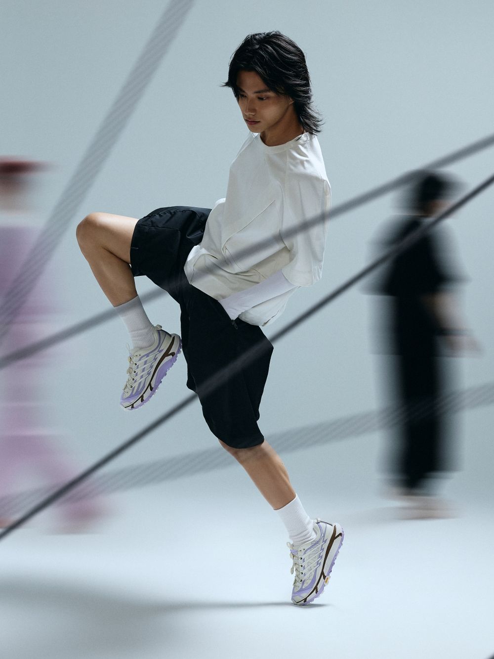 HOKA X oqLiq攜手WHITEROCK 信義A13微型展覽！四雙人氣機能鞋選不出來！-15