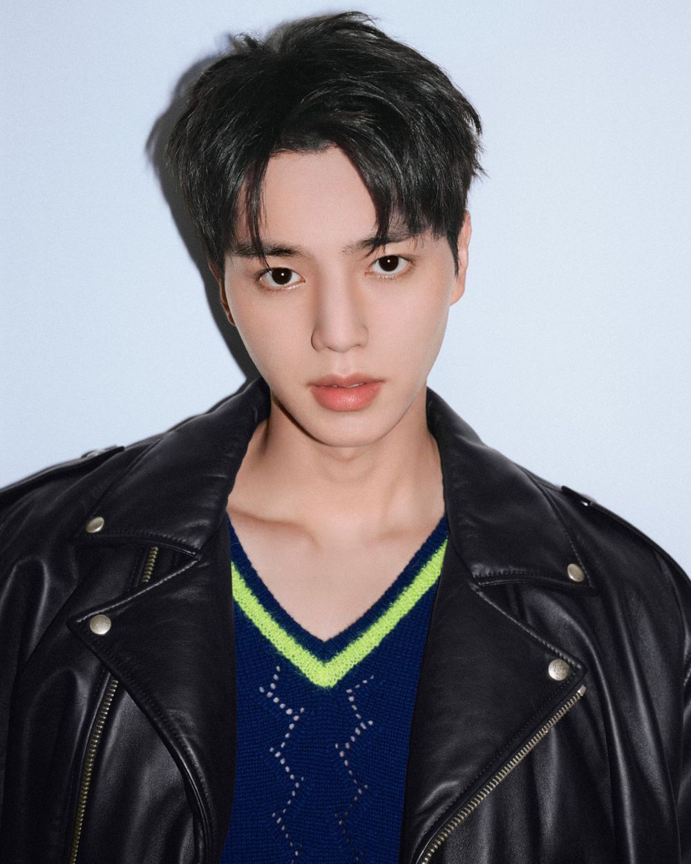 宋江一退伍秒拿奢牌代言！成為LOEWE品牌大使！形象照非人類帥度太誇張！-2