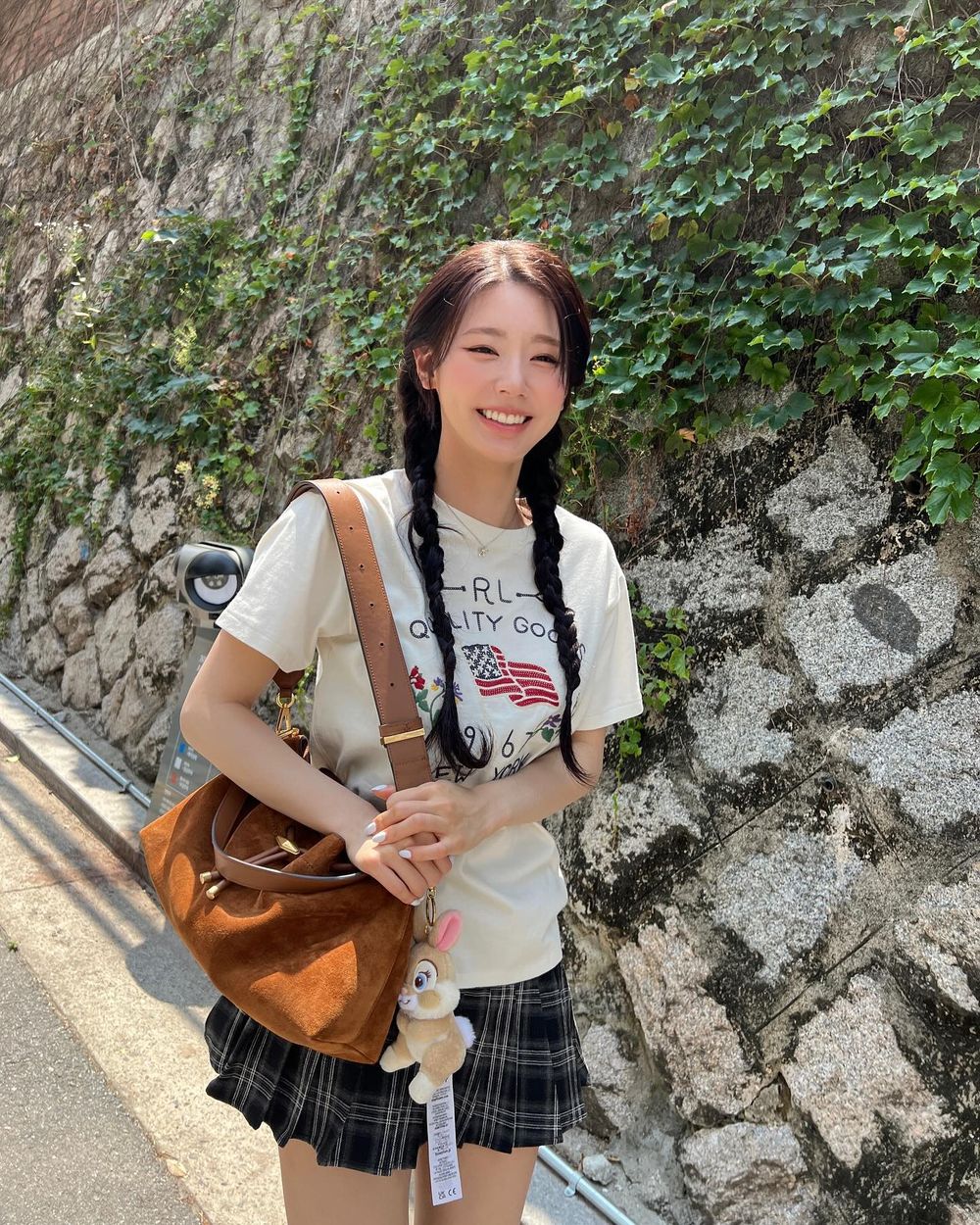 韓網票選「長相最受長輩喜愛」KPOP女偶像！Jisoo、薇娟清秀耐看，安俞真形象最討喜！-5