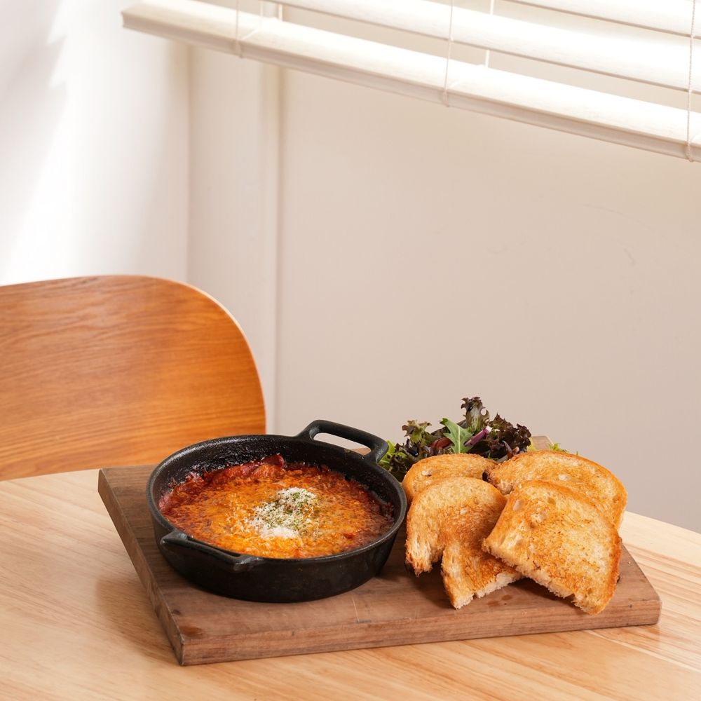 台北人氣咖啡廳LOST and Found冬季新品開賣！宜可頌聯名「泰奶阿芙佳朵、冰芯千層泰奶塔」太欠吃！-5