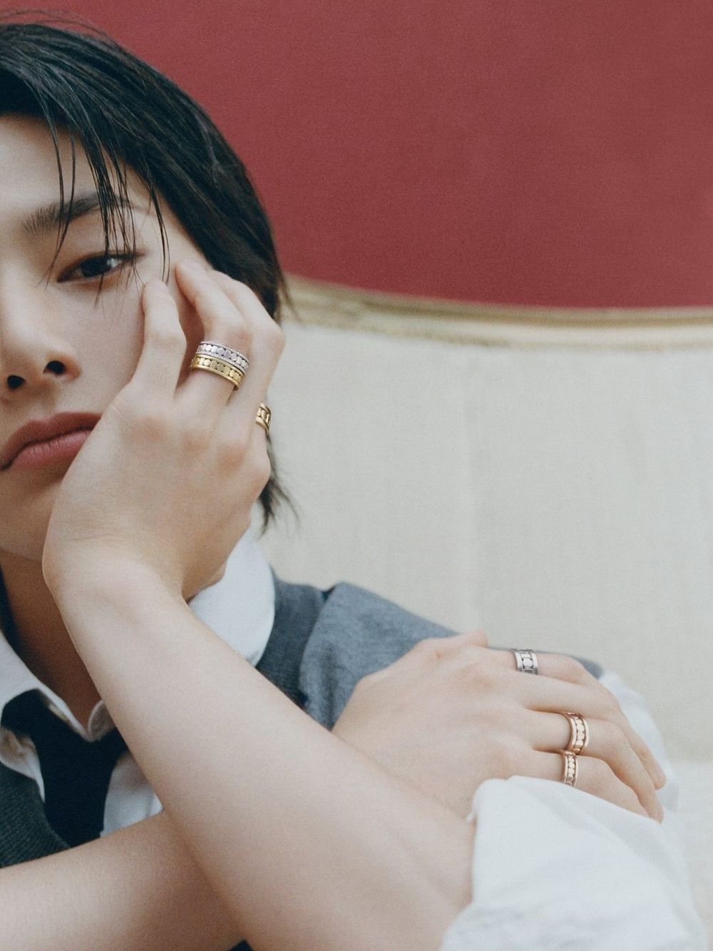 要看珠寶還是人？SKZ忙內I.N梁精寅DAMIANI廣告「小狐狸露半臉」也帥到不可理喻！-14