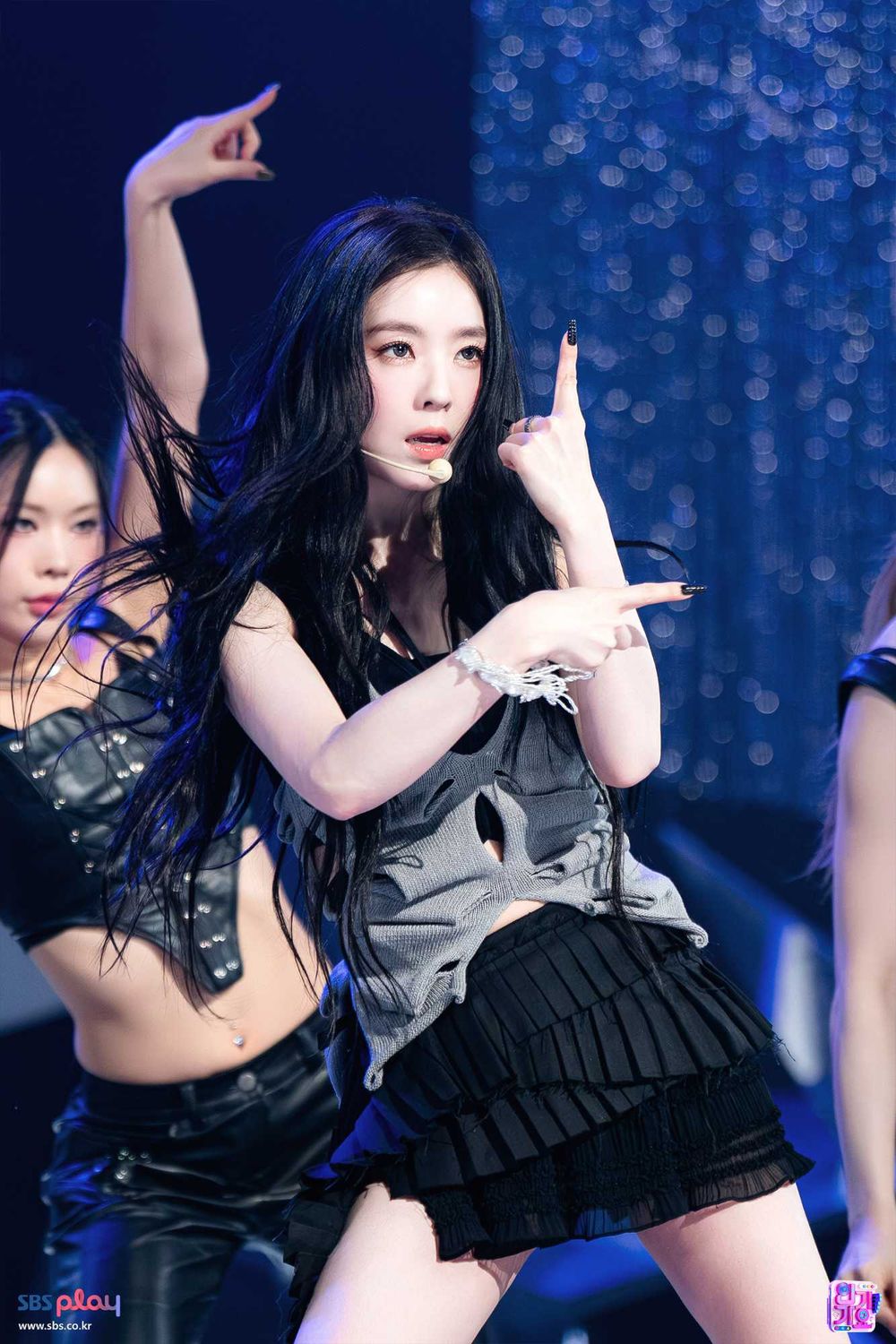 網評選天生C位氣場的KPOP女偶像TOP6！小娟存在感太強，張員瑛、Karina站著也發光！-11