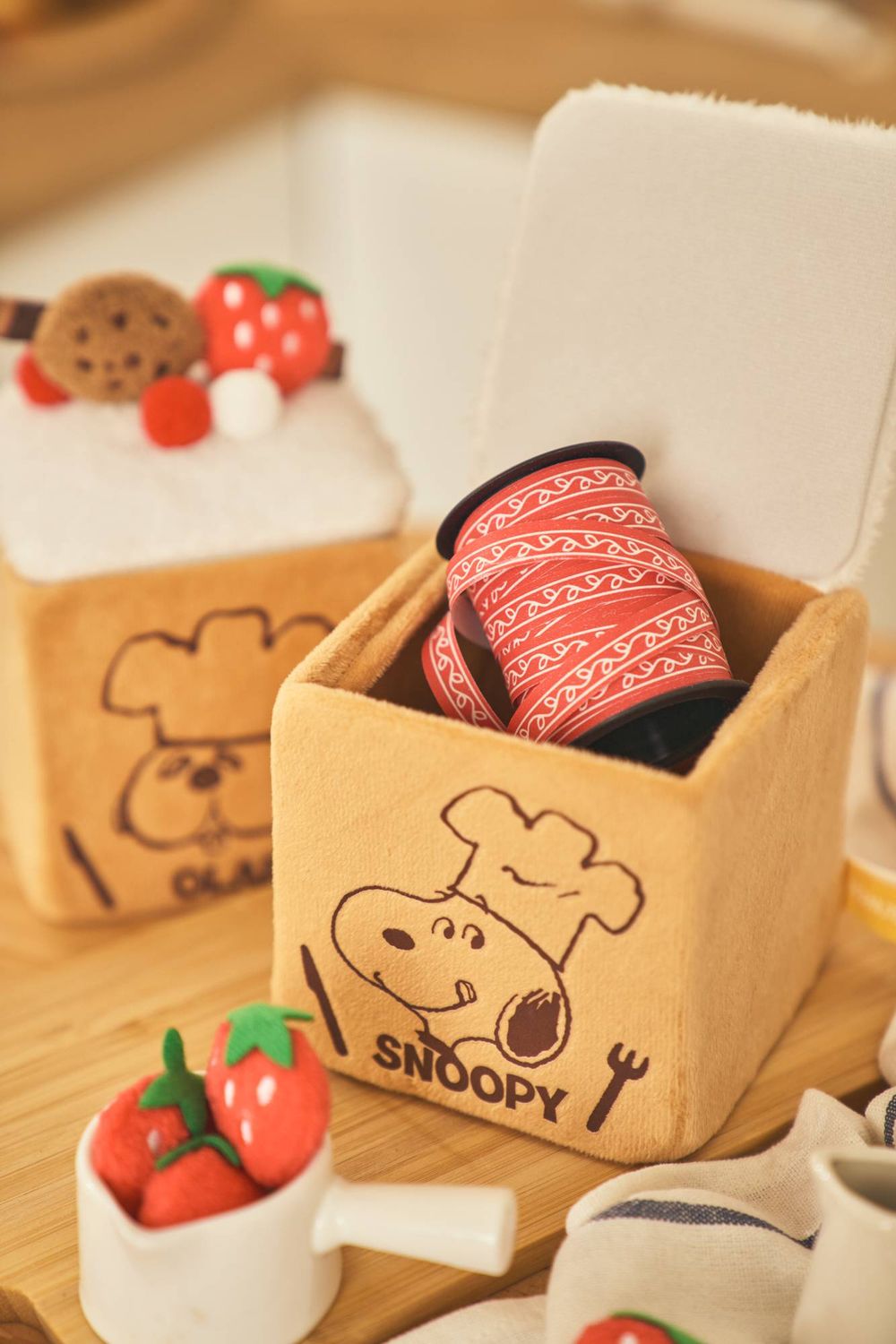 7-11開賣超可愛「奶油烘焙坊」系列史努比周邊！萌炸「麵包史努比玩偶、甜點師歐拉夫吊飾」全都想買！-7