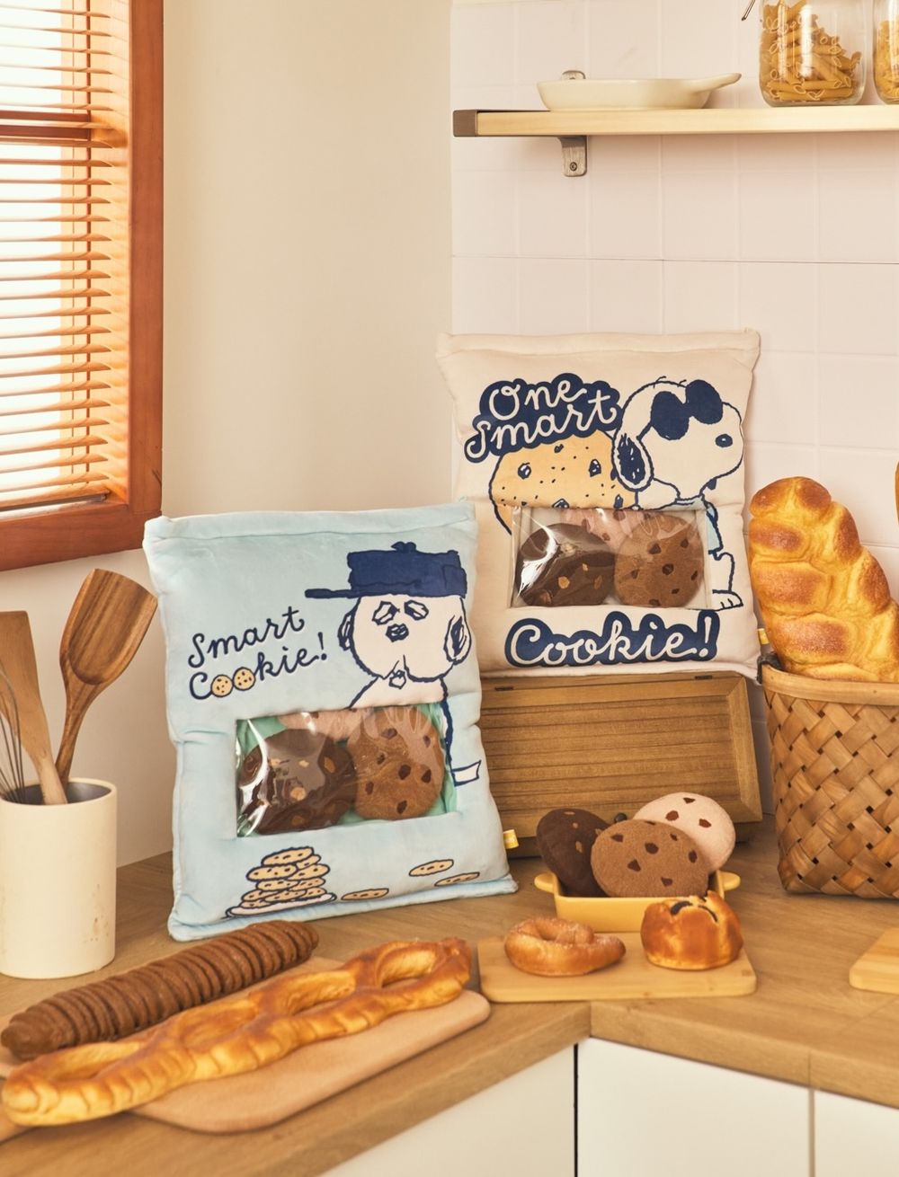 7-11開賣超可愛「奶油烘焙坊」系列史努比周邊！萌炸「麵包史努比玩偶、甜點師歐拉夫吊飾」全都想買！-9