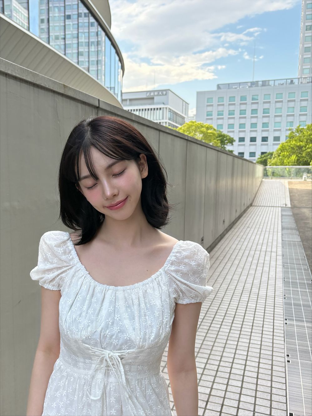 2025秋冬韓國底妝趨勢解析！健康潤光是重點、絲緞&柔霧肌崛起，從妝前保養到定妝，一次解答！-13