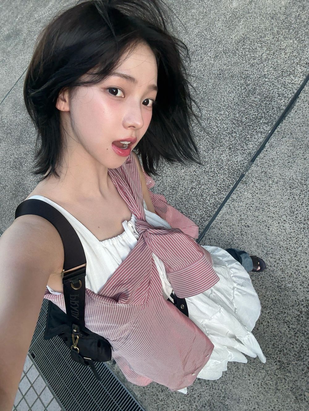 2025秋冬韓國底妝趨勢解析！健康潤光是重點、絲緞&柔霧肌崛起，從妝前保養到定妝，一次解答！-12